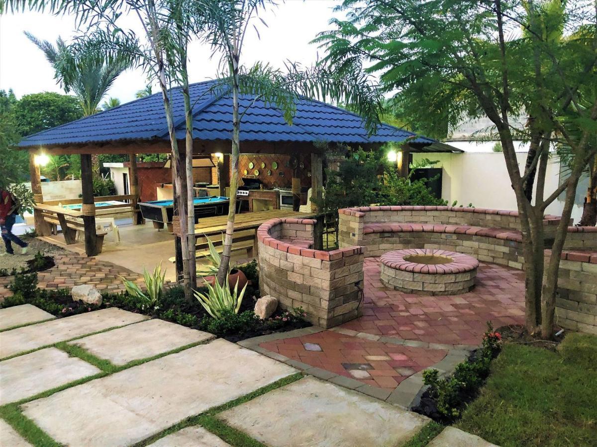 Villa Mi Patio By Hospedify - Hermosa Villa Con Mesa De Billar Y Rio Cristalino A 3 Min Un Pequeno Paraiso En Jarabacoa Luaran gambar