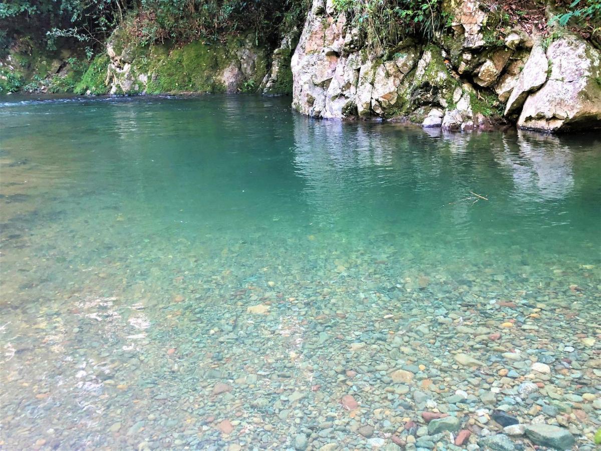 Villa Mi Patio By Hospedify - Hermosa Villa Con Mesa De Billar Y Rio Cristalino A 3 Min Un Pequeno Paraiso En Jarabacoa Luaran gambar